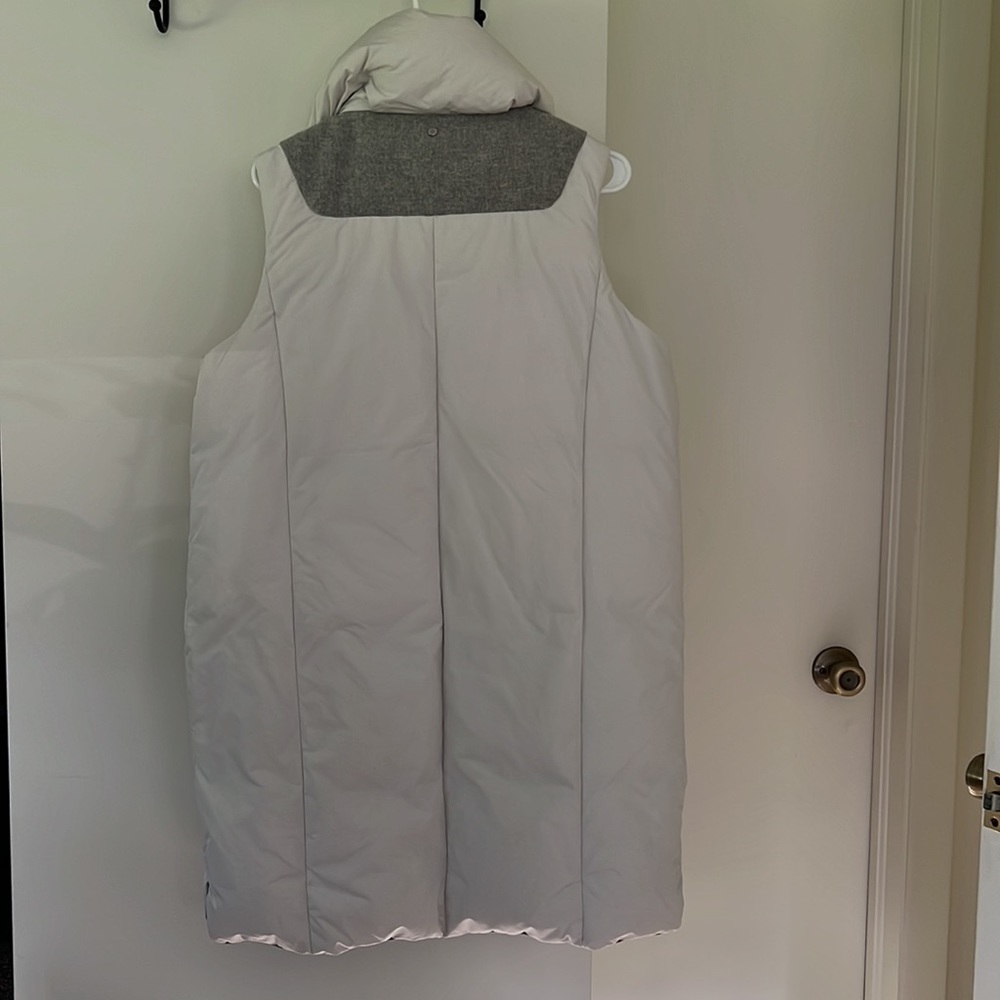 NWT SOSKEN Elexa Long Quilted Down Vest - Picture 8 of 9